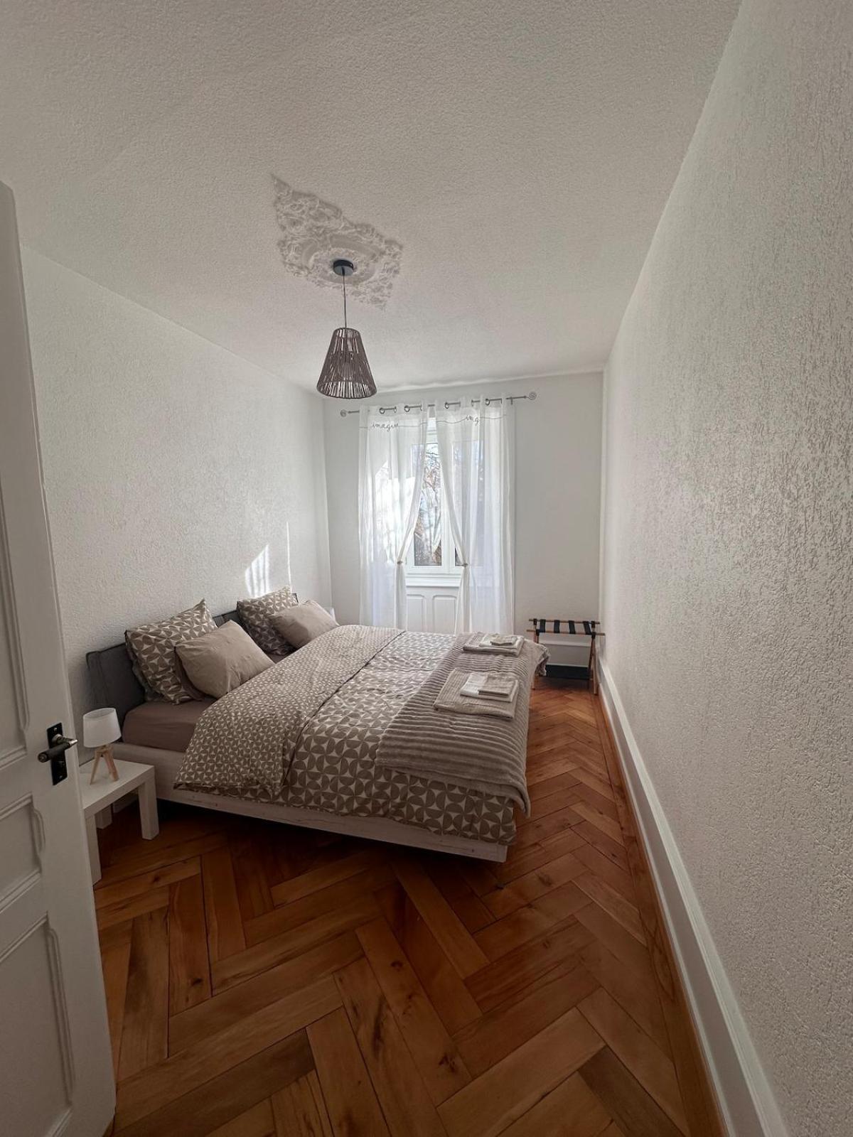 Heure Cosy Apartment La Chaux De Fonds ภายนอก รูปภาพ